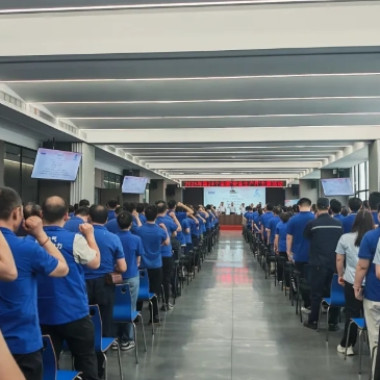 2025年6月 筑牢清静防地 共建协调企业——尊龙凯时电气集团2025年清静生产月活动启动仪式盛大举行